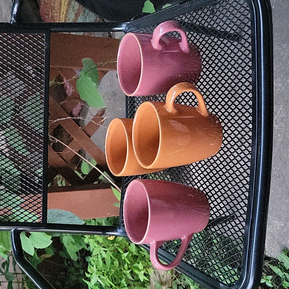 Coffee mugs set of 4! Like new, never used